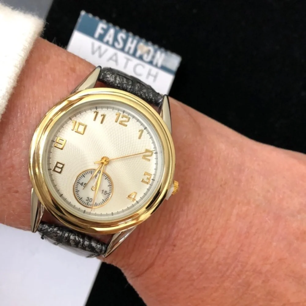 Fashion Watch in current larger face size